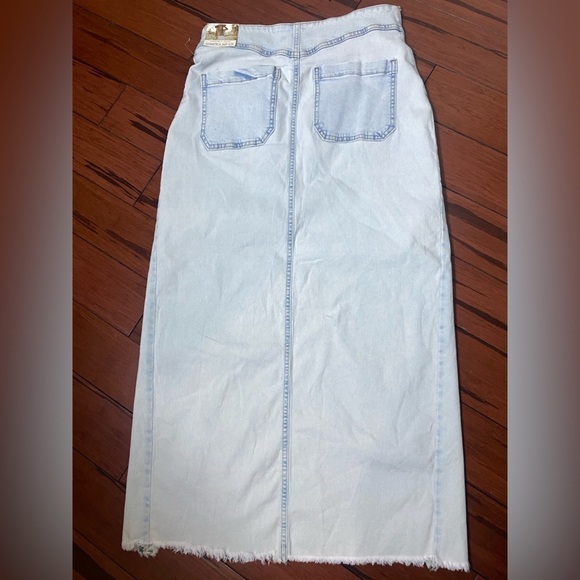 Sincerely Jules Jean High Cut Long Skirt sz 9 / 29 - Picture 2 of 10